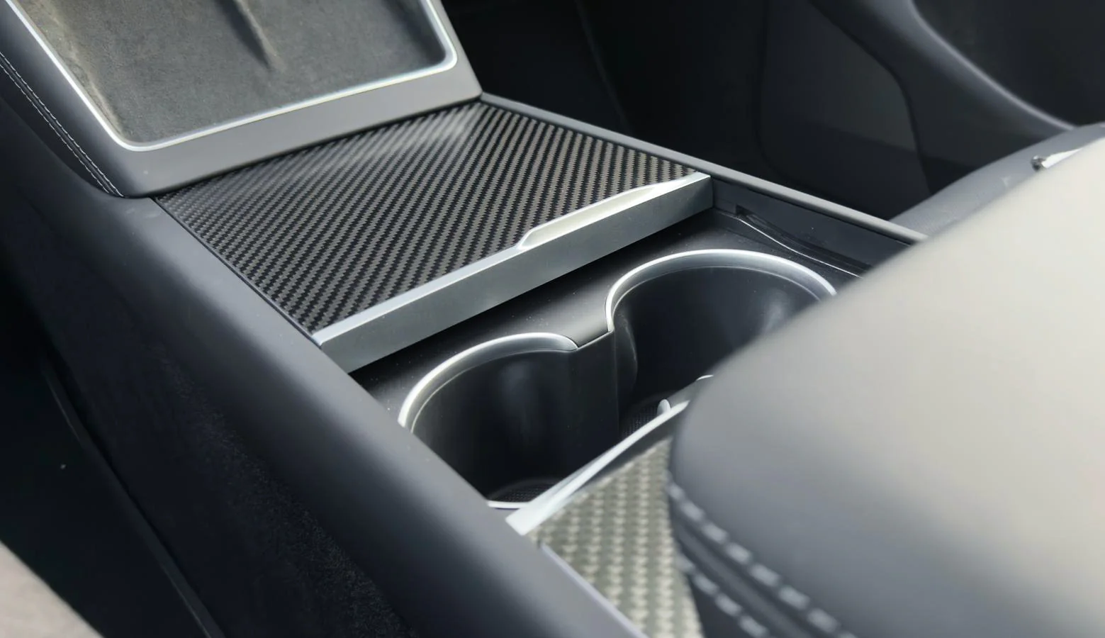 Echt-Carbon Mittelkonsolen-Cover für das Tesla Model 3/Y - Image 3