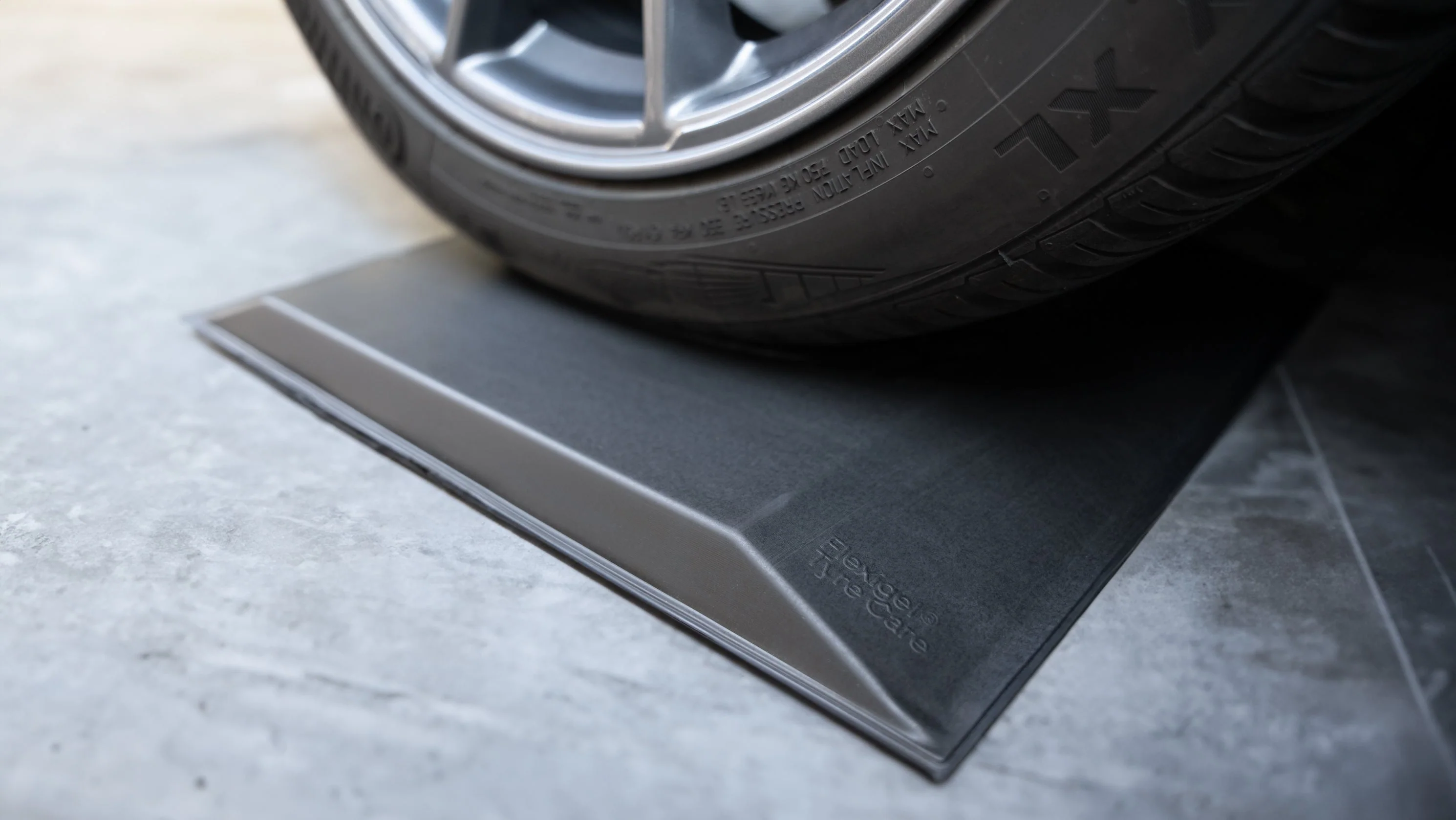 Atuforma Reifenschoner (4x) für alle Tesla Modelle - Image 4